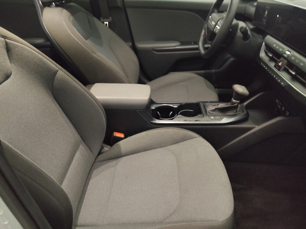2025 Kia K4 in Tampa, FL 33619 - 18140730 21