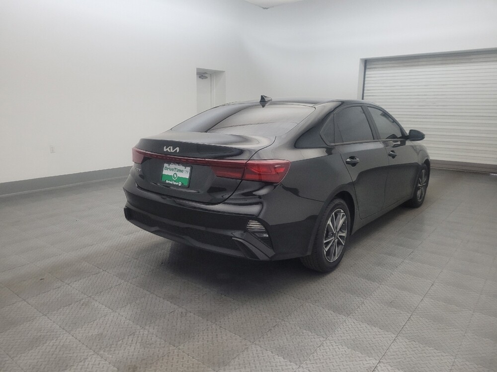 2023 Kia Forte in Phoenix, AZ 85022 - 18140740 9