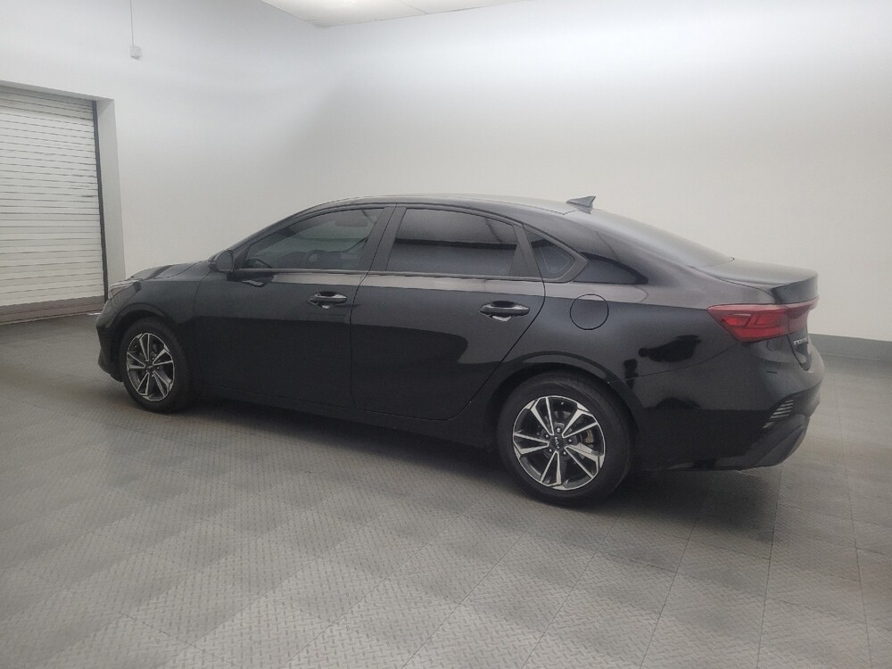 2023 Kia Forte in Phoenix, AZ 85022 - 18140740 3