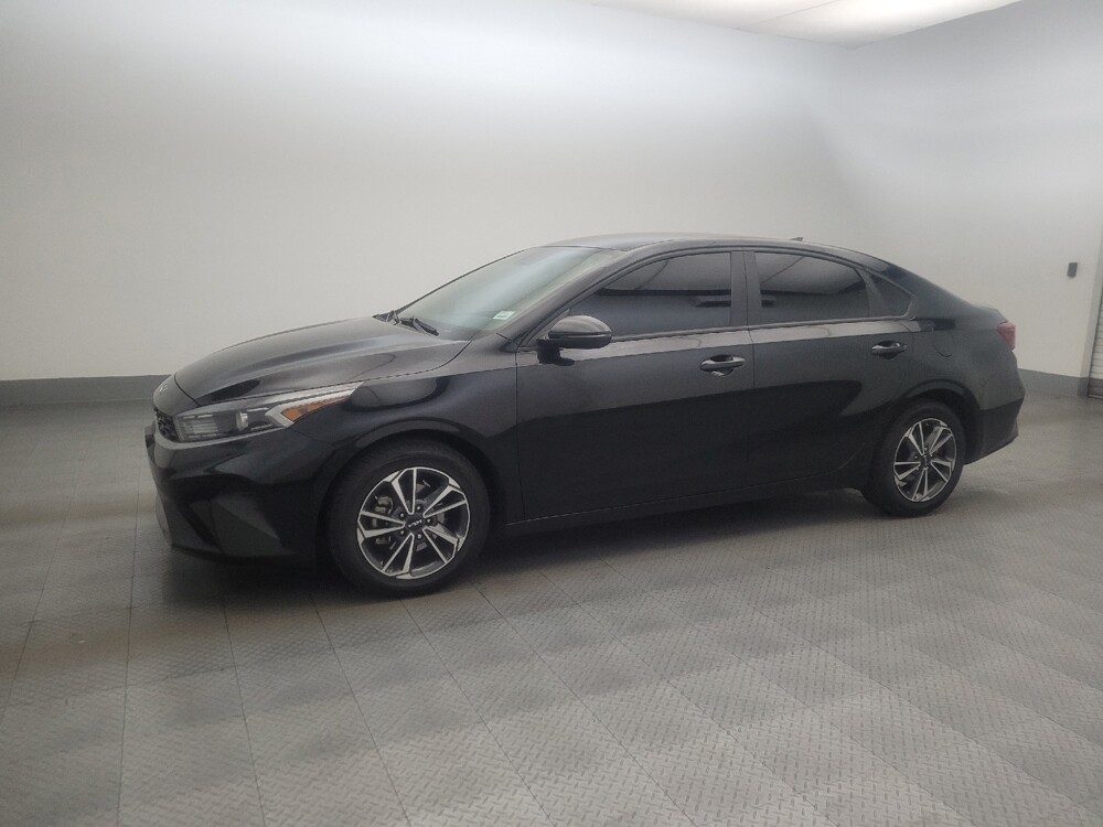 2023 Kia Forte in Phoenix, AZ 85022 - 18140740 2