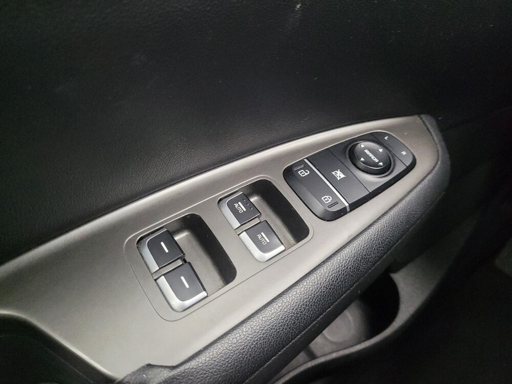 2019 Kia Optima in Highland, IN 46322 - 18140751 27
