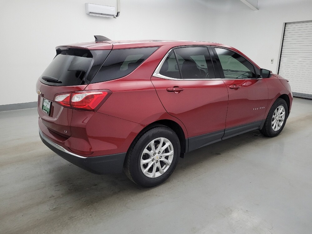 2018 Chevrolet Equinox in Maple Heights, OH 44137 - 18140757 10