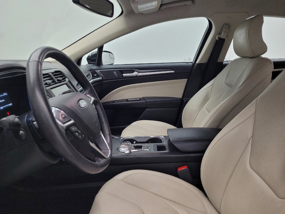 2018 Ford Fusion in Maple Heights, OH 44137 - 18140761 17