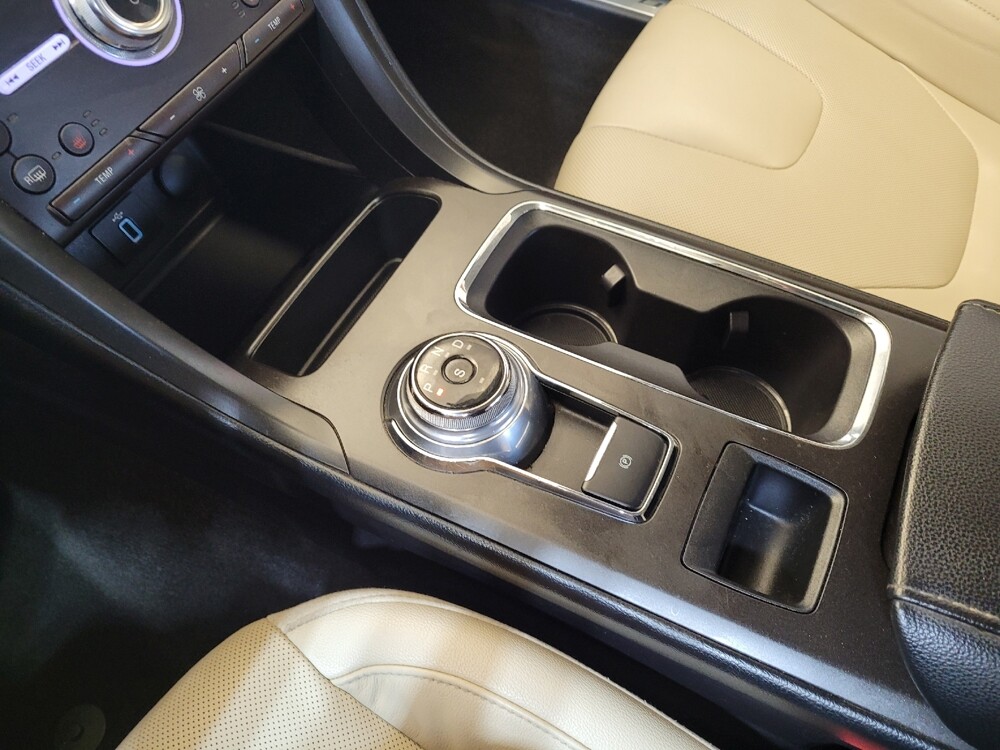 2018 Ford Fusion in Maple Heights, OH 44137 - 18140761 26