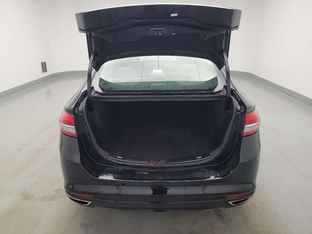 2018 Ford Fusion in Maple Heights, OH 44137 - 18140761 29