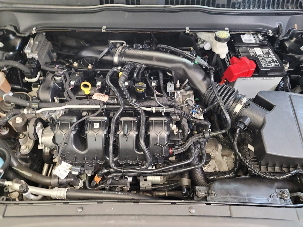 2018 Ford Fusion in Maple Heights, OH 44137 - 18140761 30