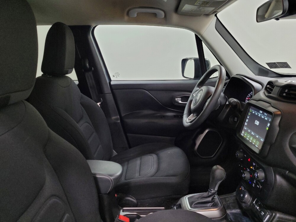 2022 Jeep Renegade in Allentown, PA 18103 - 18140770 21
