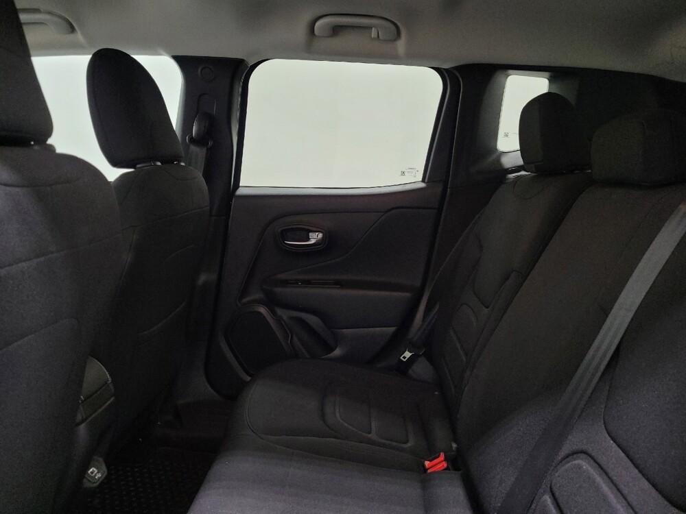 2022 Jeep Renegade in Allentown, PA 18103 - 18140770 18