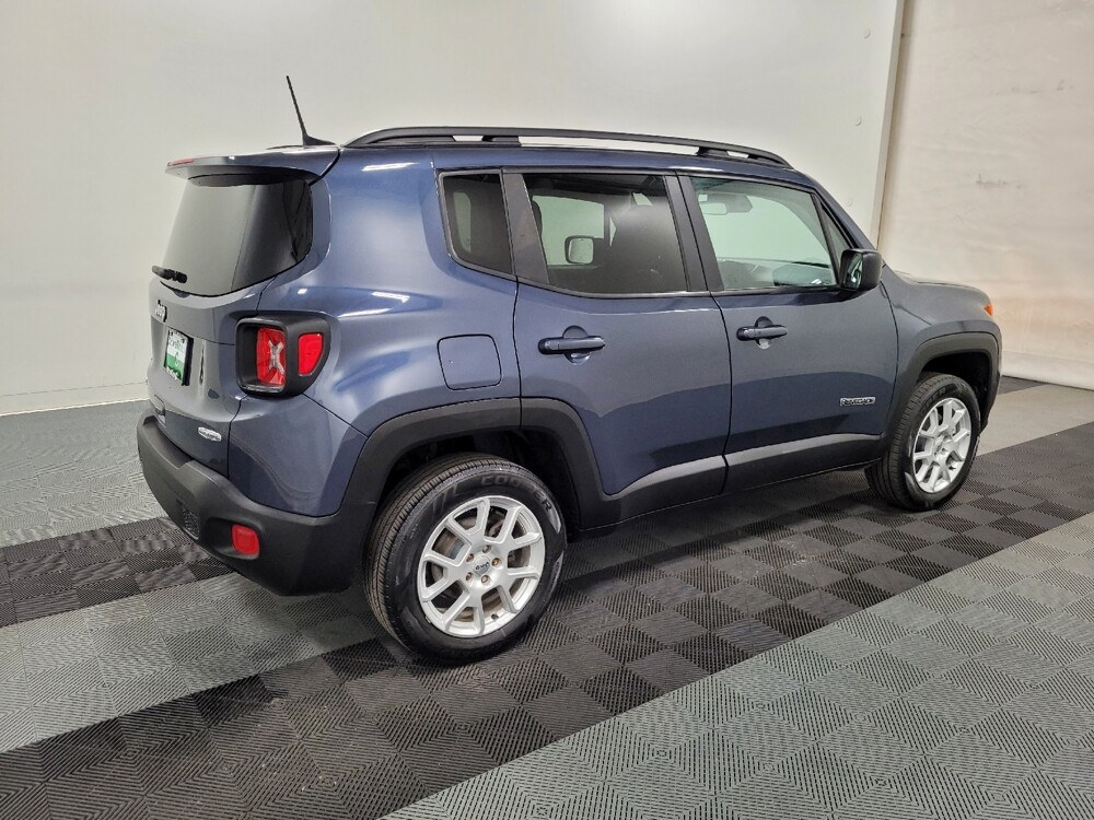 2022 Jeep Renegade in Allentown, PA 18103 - 18140770 10