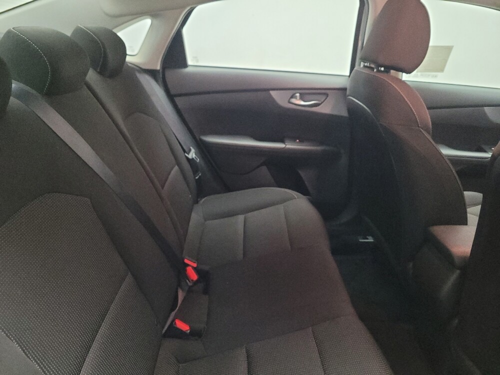 2021 Kia Forte in Downey, CA 90241 - 18140776 19