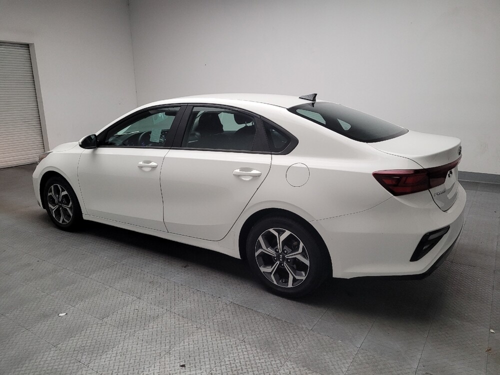2021 Kia Forte in Downey, CA 90241 - 18140776 3