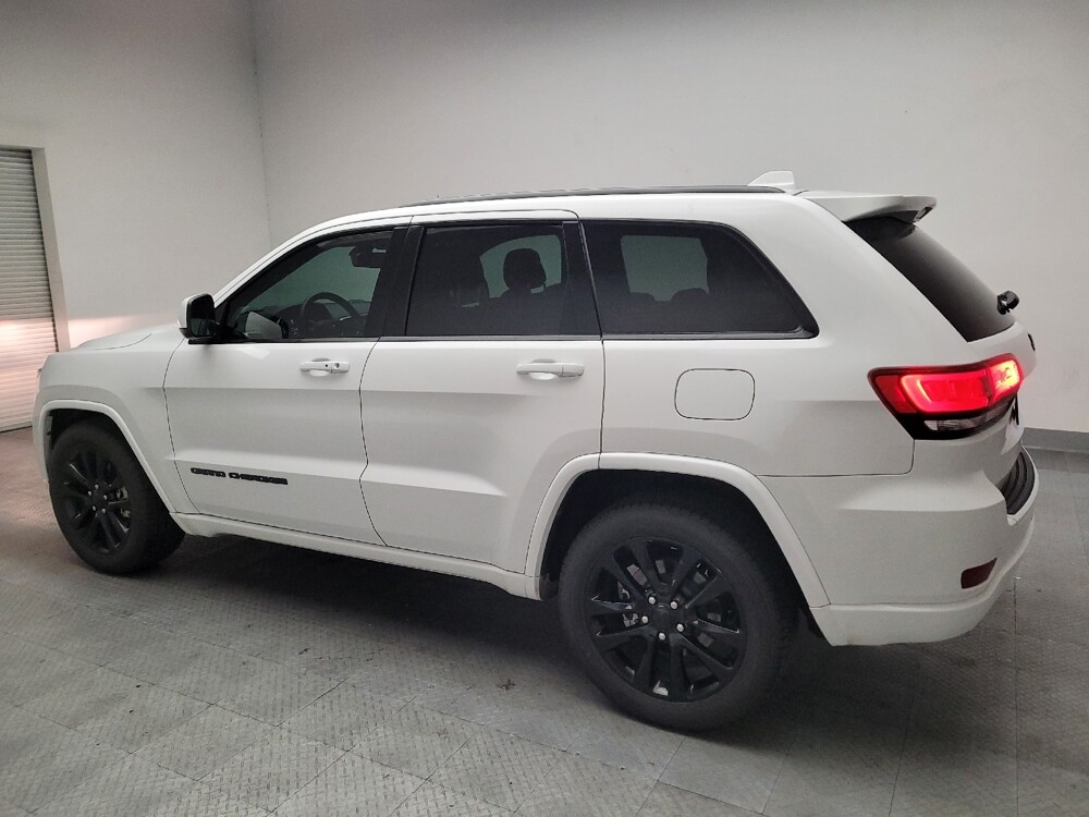 2017 Jeep Grand Cherokee in Downey, CA 90241 - 18140777 3