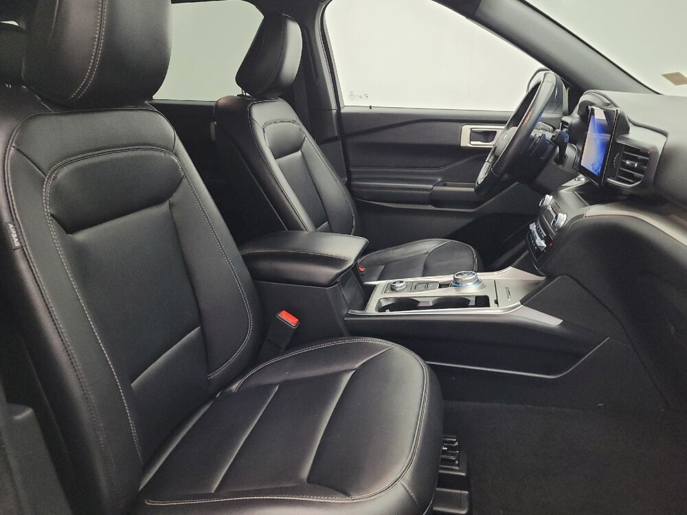 2020 Ford Explorer in Greensboro, NC 27407 - 18140779 21