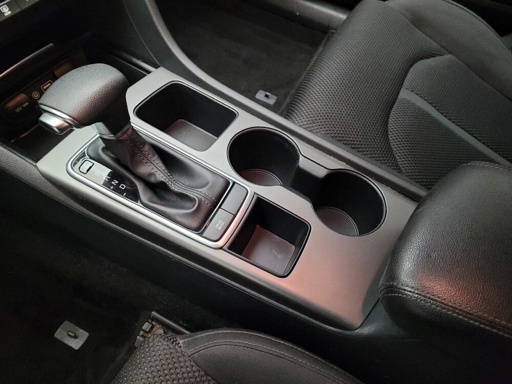 2020 Kia Optima in Downey, CA 90241 - 18140781 26