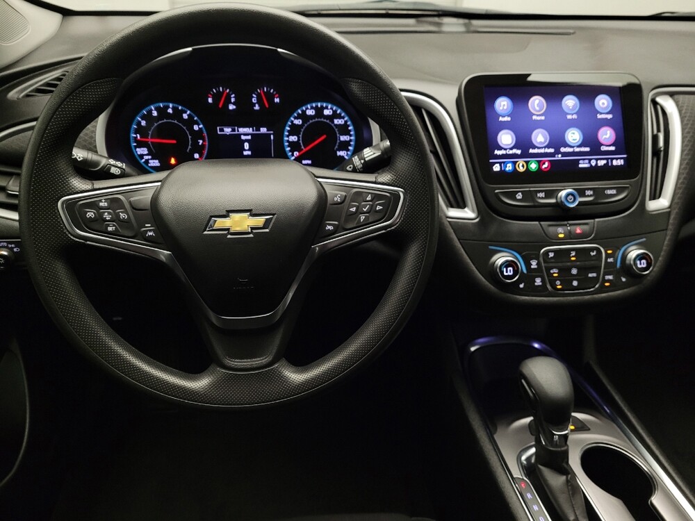 2025 Chevrolet Malibu in Downey, CA 90241 - 18140782 22