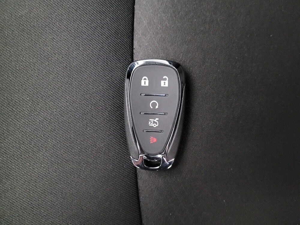2025 Chevrolet Malibu in Downey, CA 90241 - 18140782 32