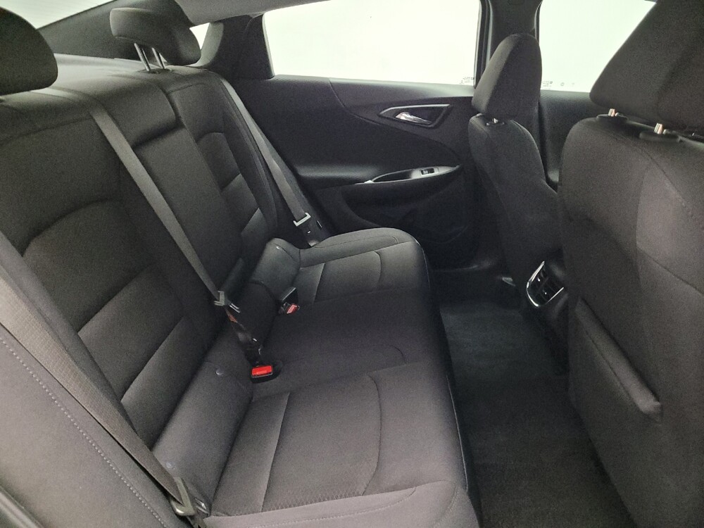 2025 Chevrolet Malibu in Downey, CA 90241 - 18140782 19