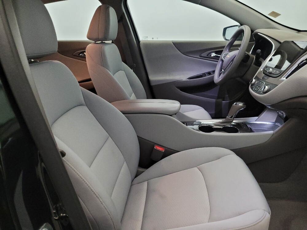 2020 Chevrolet Malibu in Glen Burnie, MD 21061 - 18140785 21