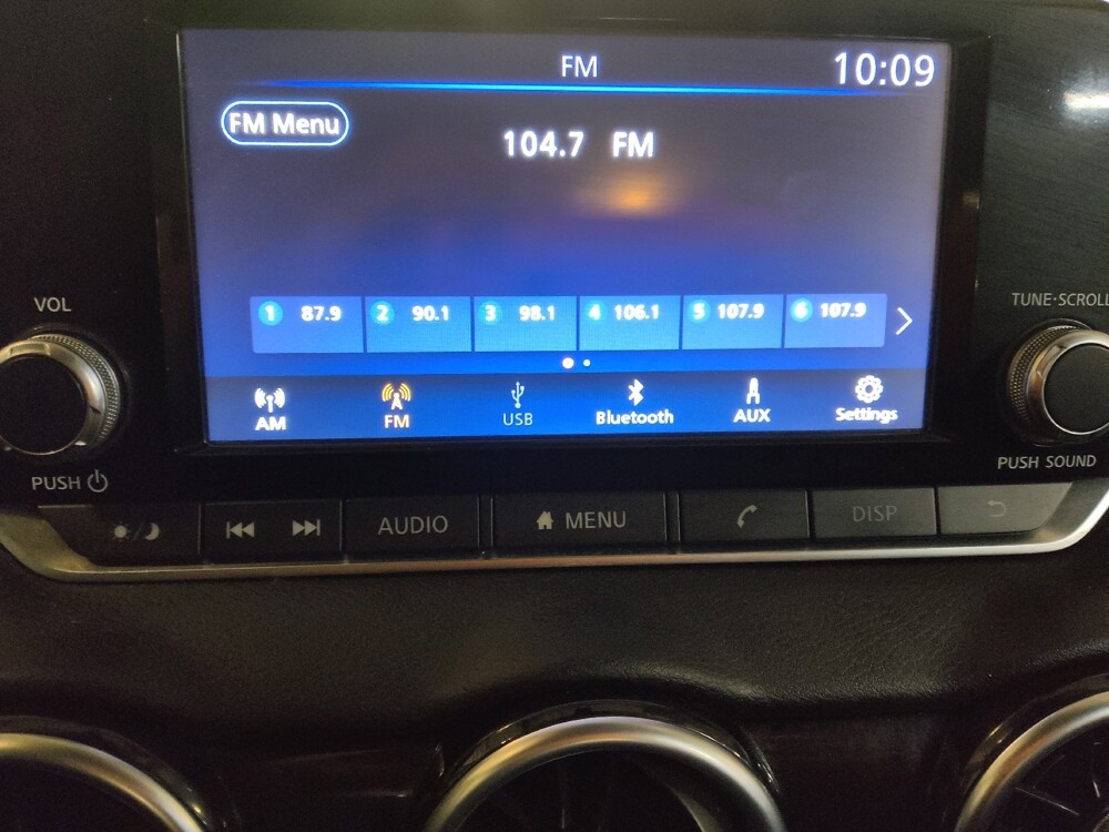 2020 Nissan Sentra in Greenville, SC 29607 - 18140790 25