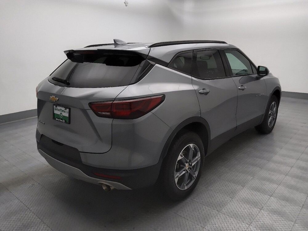 2024 Chevrolet Blazer in Springfield, MO 65807 - 18140792 9