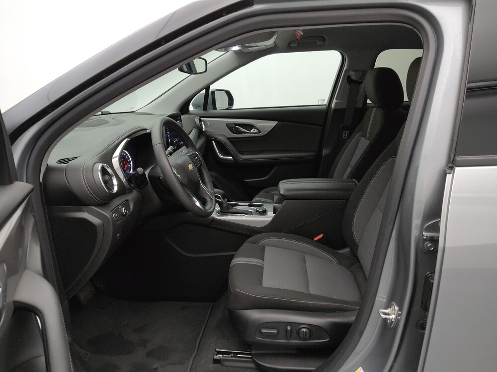 2024 Chevrolet Blazer in Springfield, MO 65807 - 18140792 17