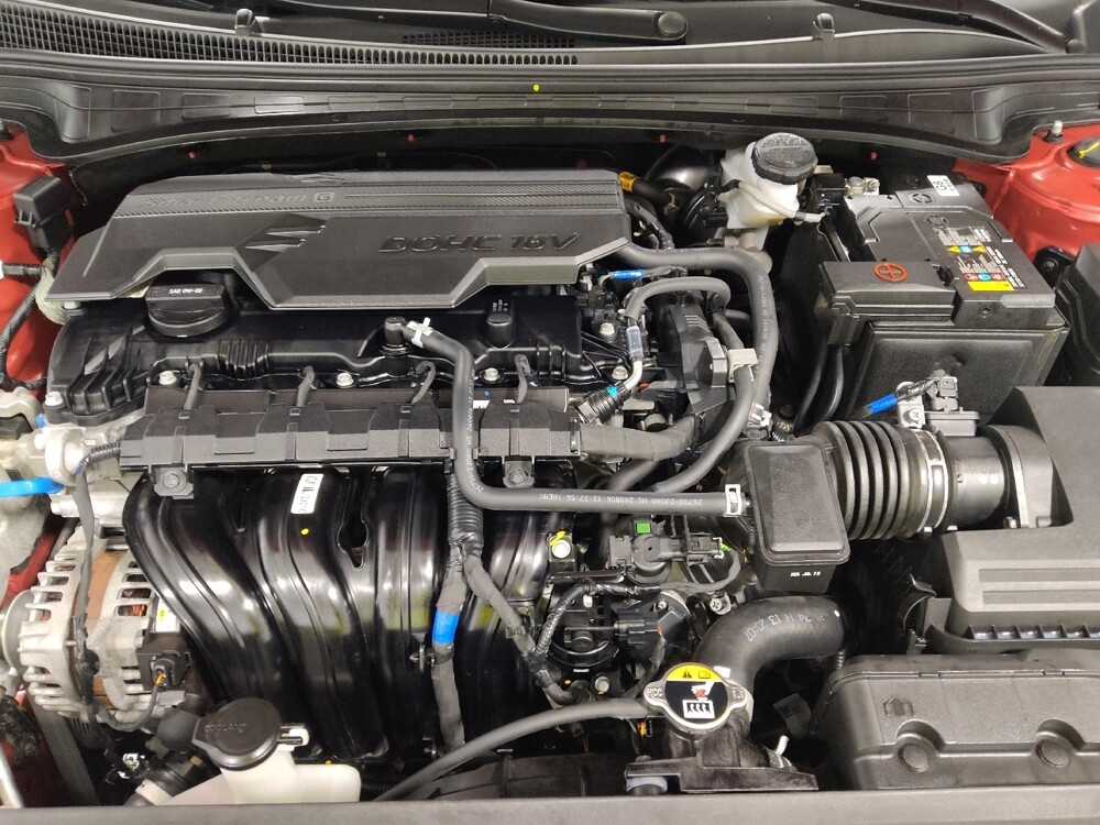 2025 Hyundai Elantra in Columbus, OH 43231 - 18140795 30