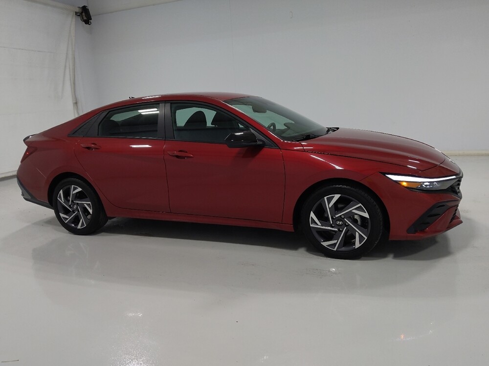 2025 Hyundai Elantra in Columbus, OH 43231 - 18140795 11