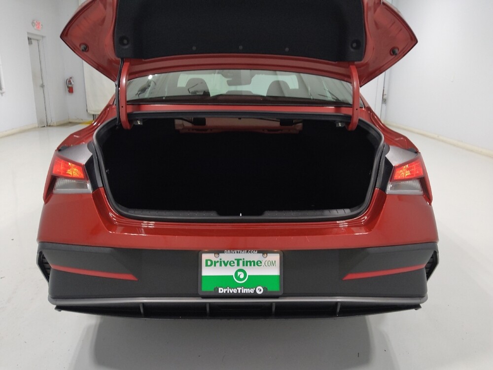2025 Hyundai Elantra in Columbus, OH 43231 - 18140795 29