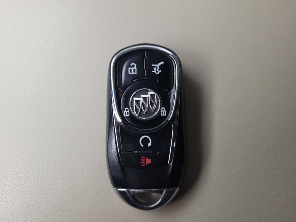 2018 Buick Enclave in Memphis, TN 38128 - 18140797 32