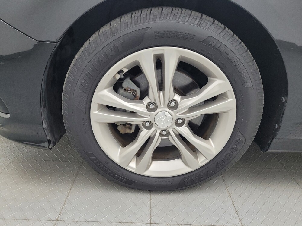 2019 Hyundai Sonata in Greenville, NC 27834 - 18140805 31