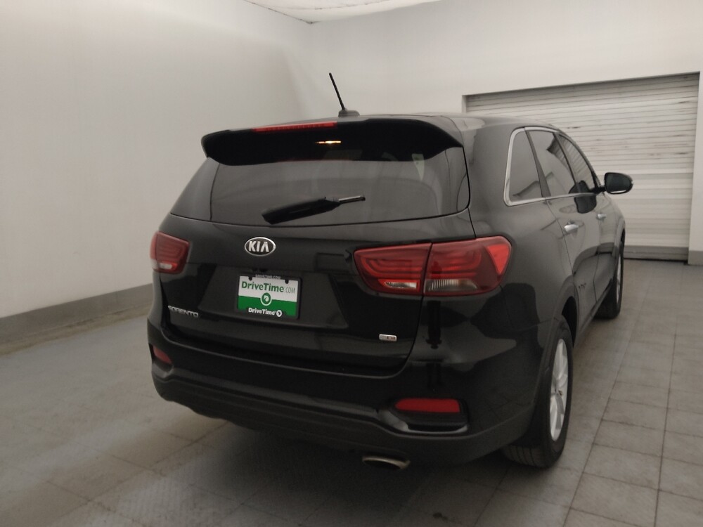 2019 Kia Sorento in Clearwater, FL 33764 - 18140812 9