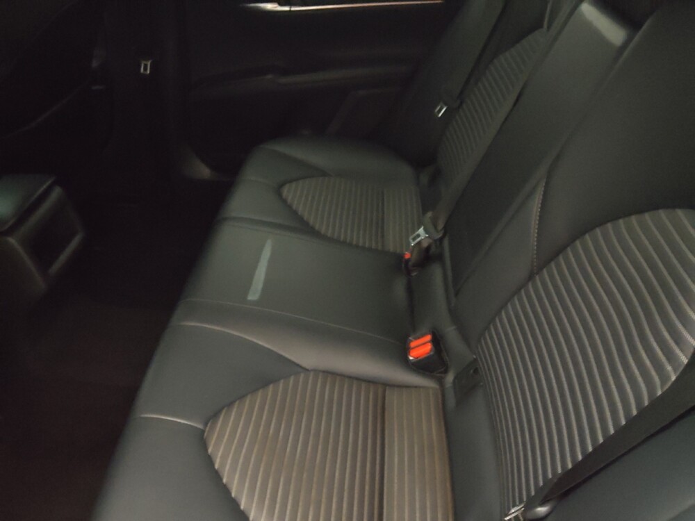 2020 Toyota Camry in Tampa, FL 33612 - 18140824 18