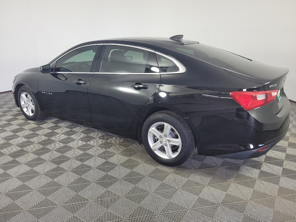 2020 Chevrolet Malibu in Arlington, TX 76011 - 18140829 3