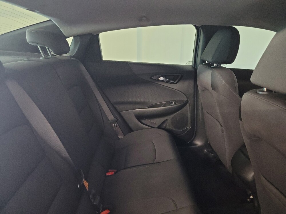 2020 Chevrolet Malibu in Arlington, TX 76011 - 18140829 19
