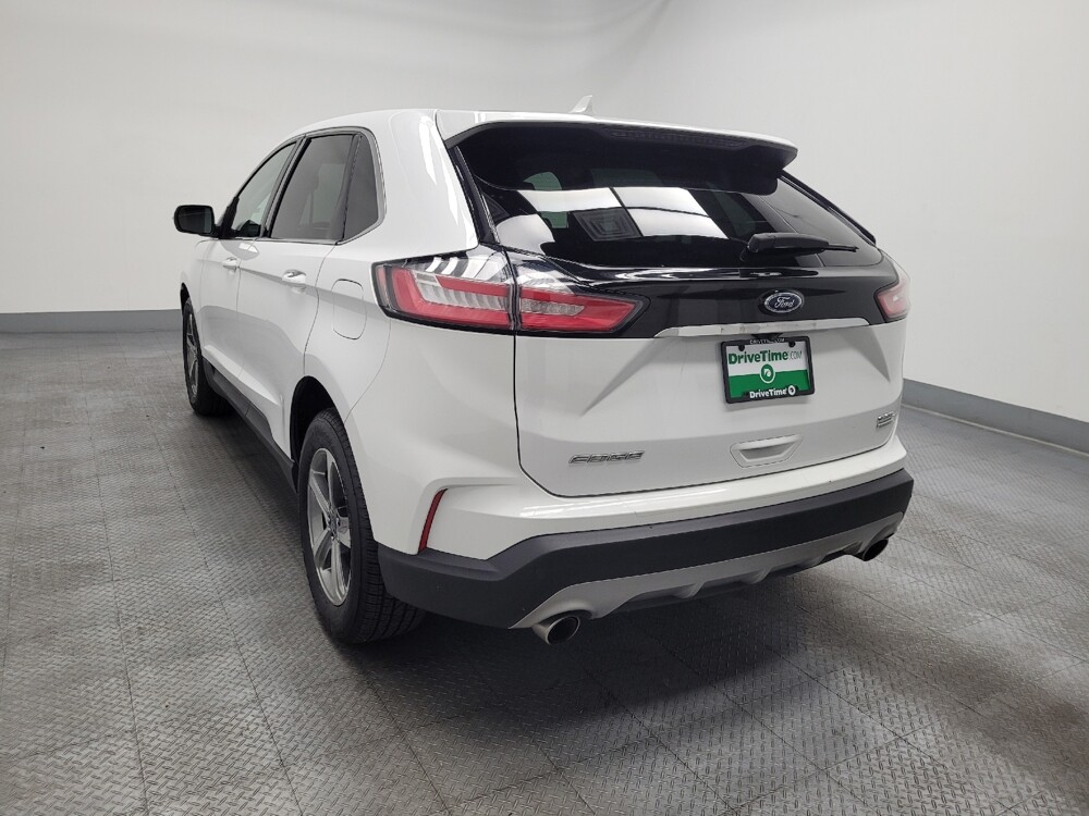 2020 Ford Edge in Las Vegas, NV 89102 - 18140833 6