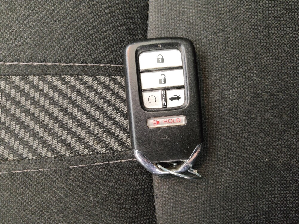 2018 Honda Civic in Independence, MO 64055 - 18140834 32