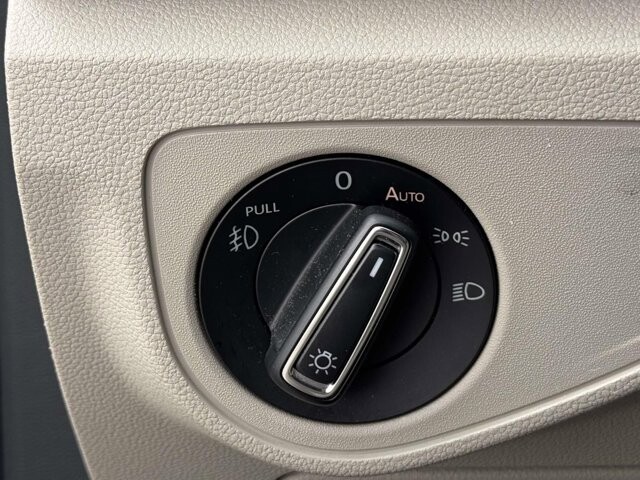 2018 Volkswagen Atlas in Winchester, VA 22602 - 18140859 23