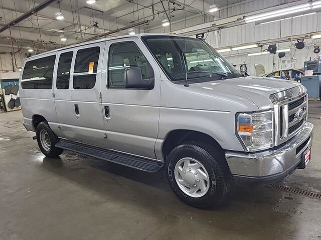 2014 Ford E-350 and Econoline 350 in Blauvelt, NY 10913 - 18140862
