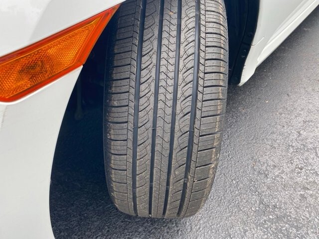 2018 Honda Civic in Marysville, OH 43040 - 18140876 12