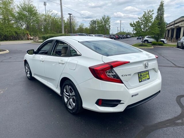 2018 Honda Civic in Marysville, OH 43040 - 18140876 5