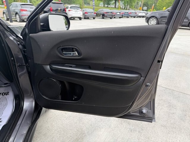 2019 Honda HR-V in Knoxville, TN 37920 - 18140877 11