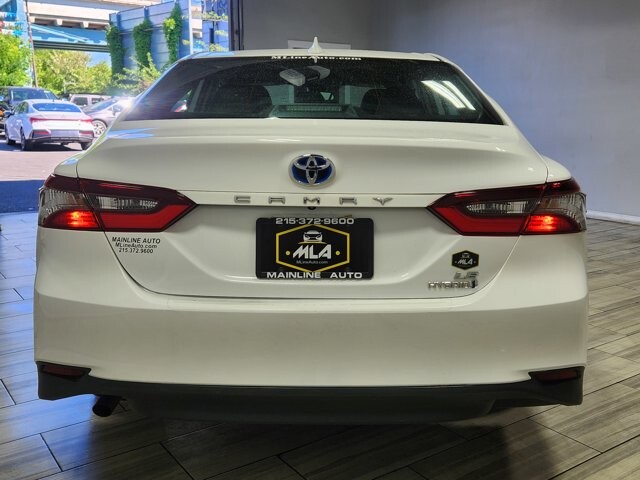 2022 Toyota Camry in Cinnaminson, NJ 08077 - 18140878 4