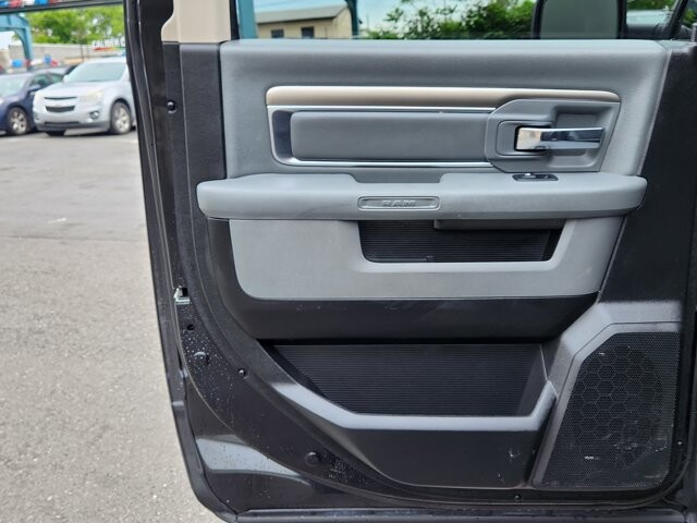 2018 RAM 1500 in Cinnaminson, NJ 08077 - 18140879 12