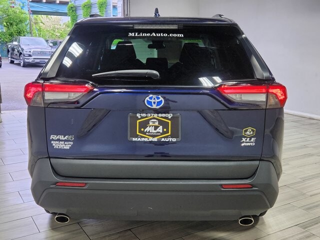 2023 Toyota RAV4 in Cinnaminson, NJ 08077 - 18140883 4