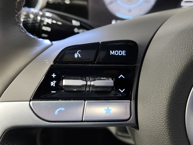 2025 Hyundai Elantra in Cinnaminson, NJ 08077 - 18140885 18