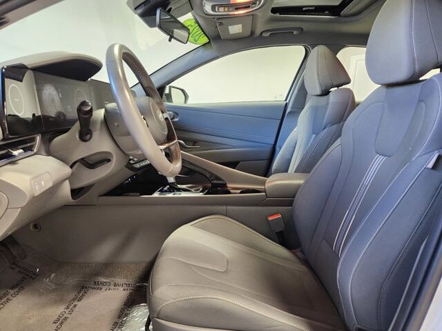 2025 Hyundai Elantra in Cinnaminson, NJ 08077 - 18140885 11