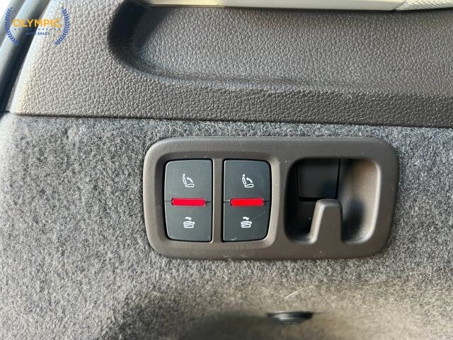 2018 Audi Q7 in Decatur, GA 30032 - 18140896 46