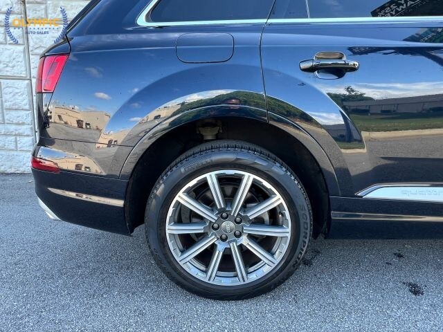 2018 Audi Q7 in Decatur, GA 30032 - 18140896 12