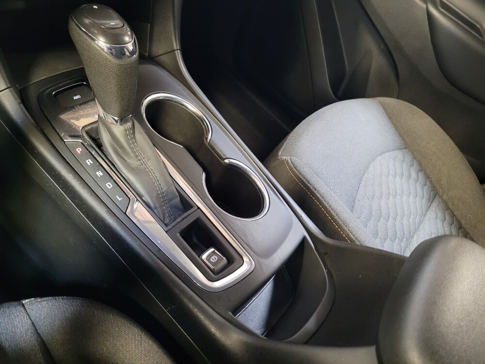 2021 Chevrolet Equinox in Riverside, CA 92504 - 18140917 26