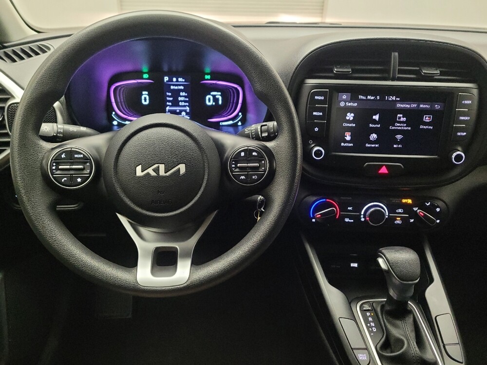 2023 Kia Soul in Montclair, CA 91763 - 18140918 22